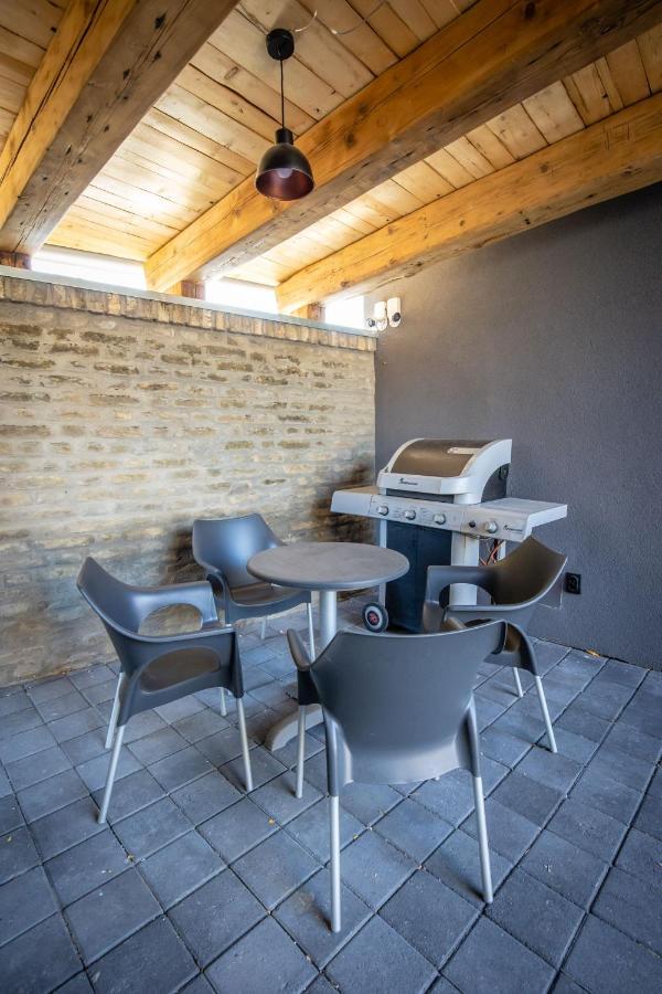 Gray Brick Daire Subotica Dış mekan fotoğraf