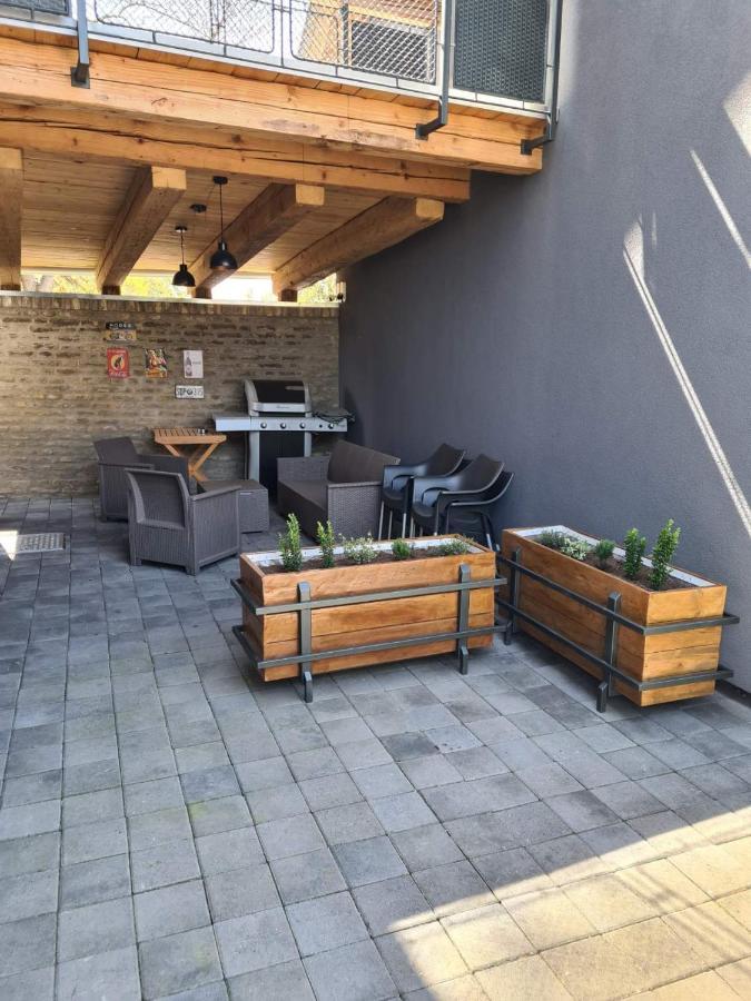 Gray Brick Daire Subotica Dış mekan fotoğraf